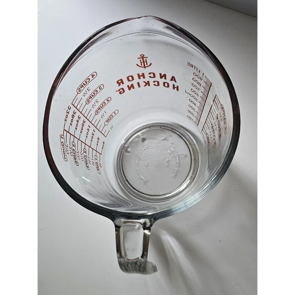 Anchor Hocking Glass Measuring Cup Open Handle 4-Cups 32oz 1-Quart Red Lettering